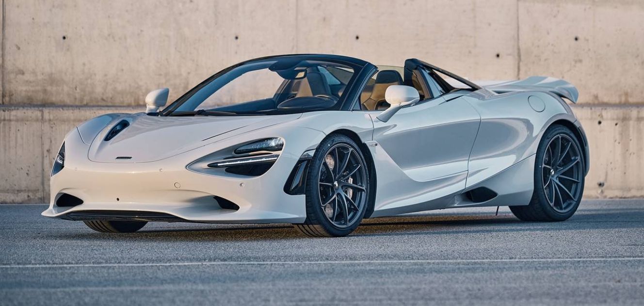 McLaren 750S Spider Rent