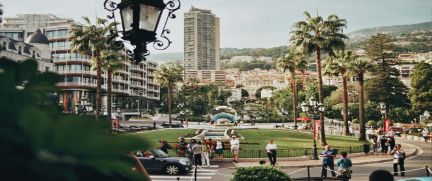 Rent Performance SUV Monaco