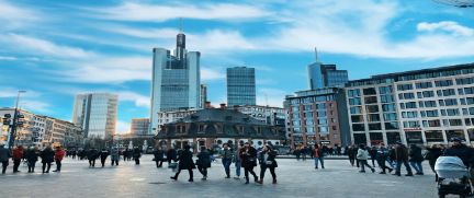 Rent Luxury Cabriolet Frankfurt