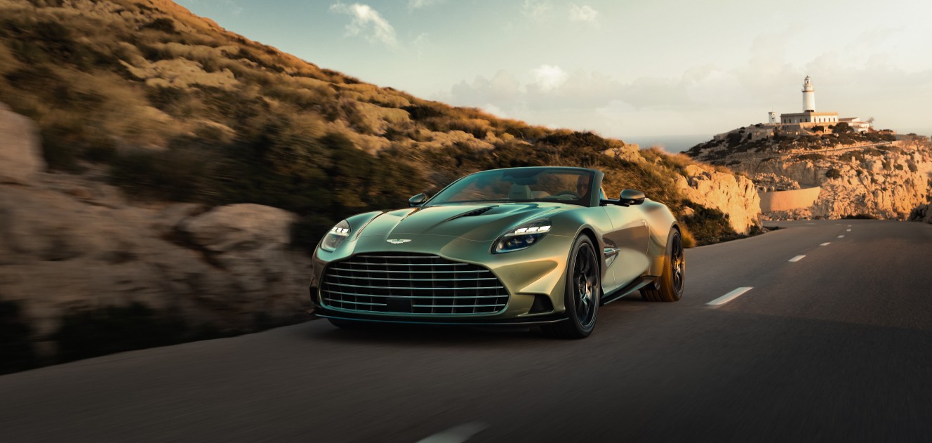 Aston Martin Vanquish Volante Rent