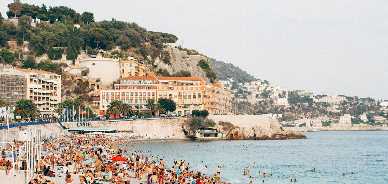 Rent a Luxury Car in Nice