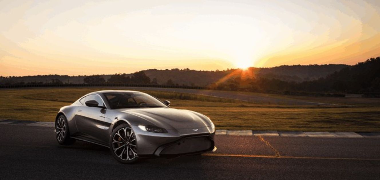 Aston Martin V8 Vantage Rent