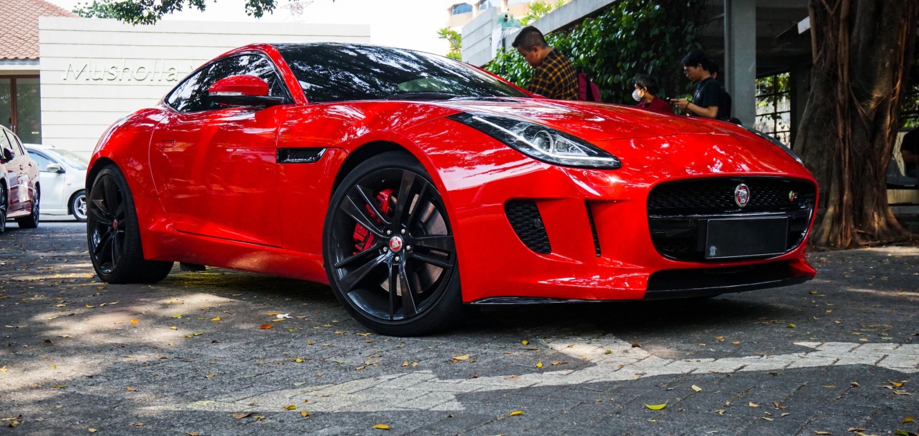 Rent a Jaguar in Dubai