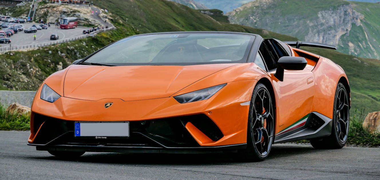 Lamborghini Huracan Performante Spider Rent