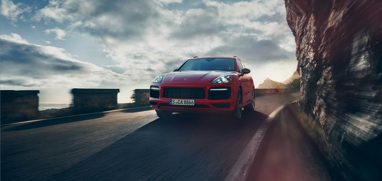 Porsche Cayenne Rent