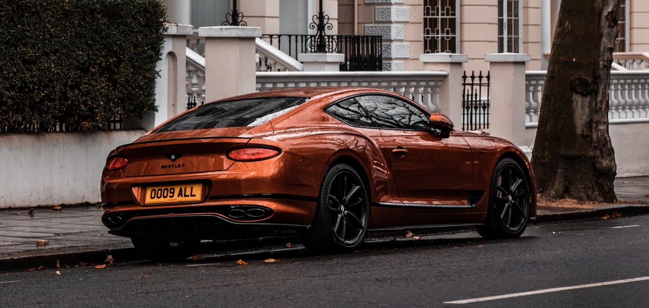 Rent a Bentley in Geneva