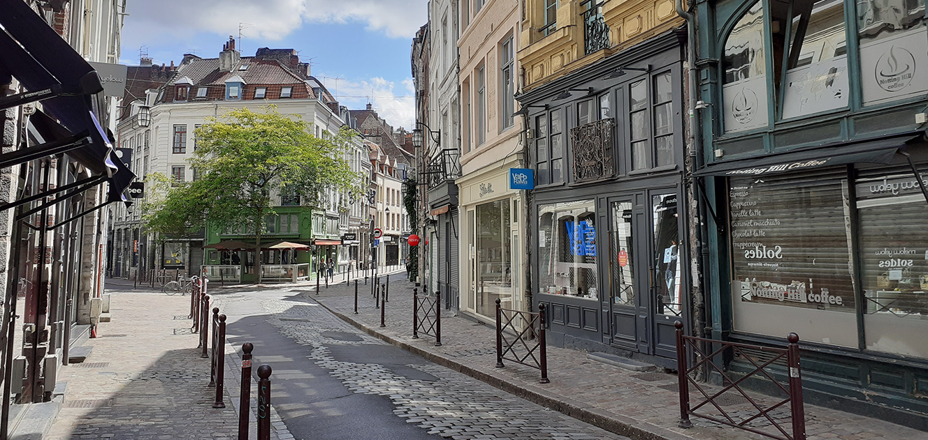 Rent a Luxury Car in Lille