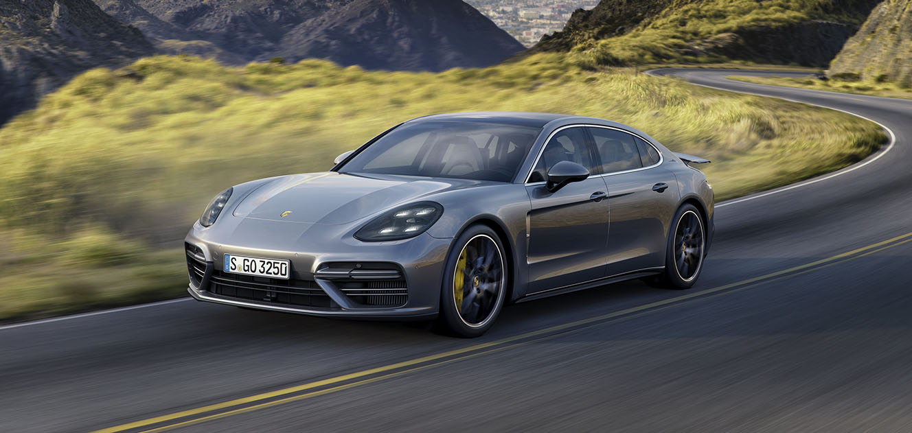 Porsche Panamera Turbo Rent