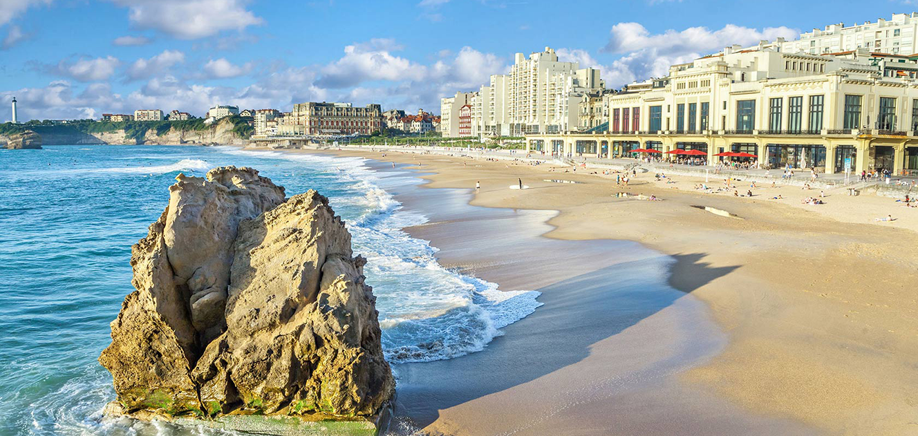 Rent a Luxury Car in Biarritz