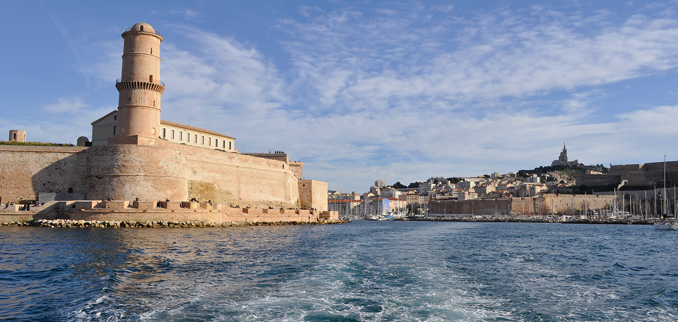 Rent a Luxury Car in Marseille